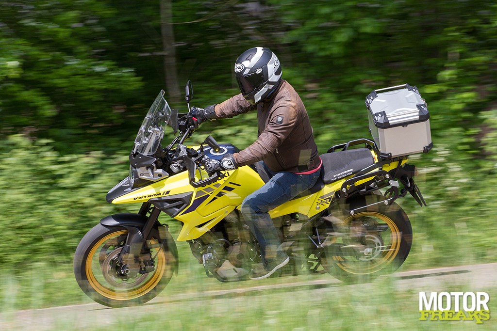 suzuki_v-strom_1050_1