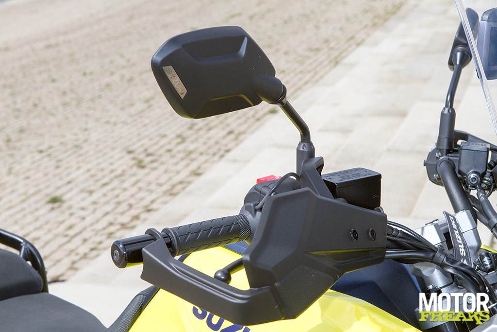 suzuki_v-strom_1050_32