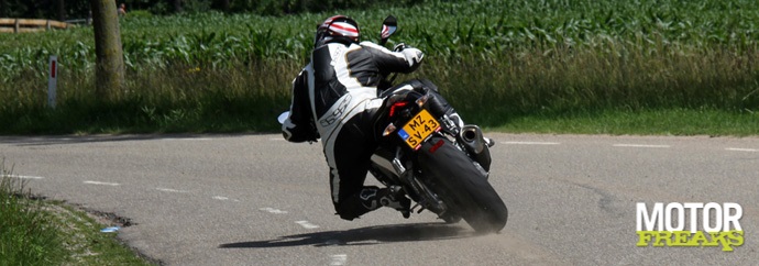 Aprilia Tuono V4 APRC