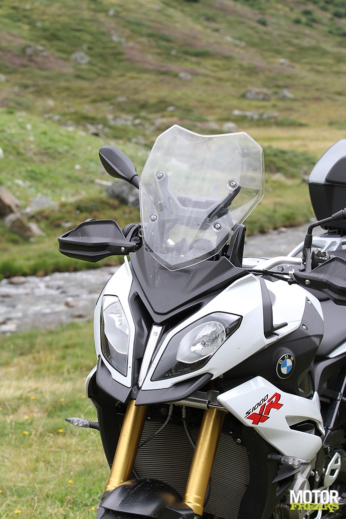 BMW S1000XR