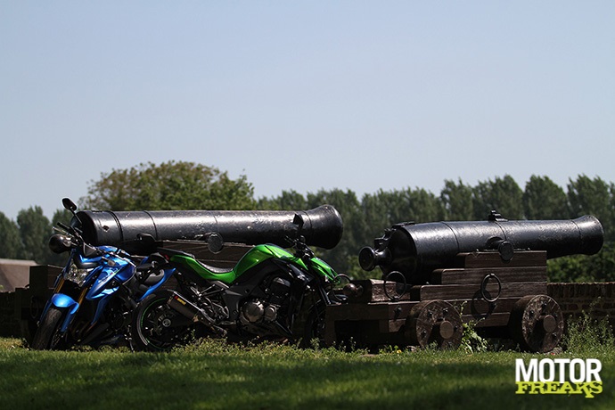 Suzuki GSX-S1000 vs Kawasaki Z1000