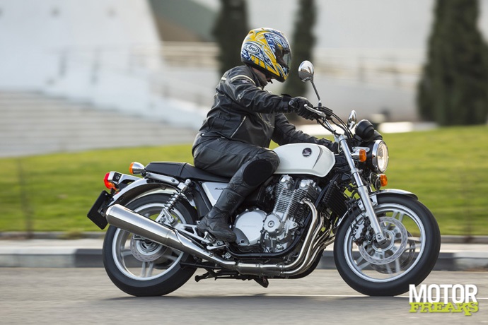 Honda CB1100 2013