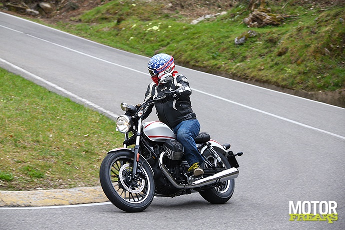 Moto Guzzi V9 Roamer