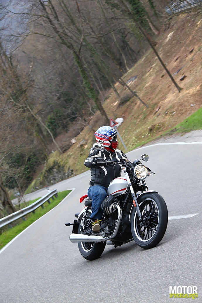 Moto Guzzi V9 Roamer