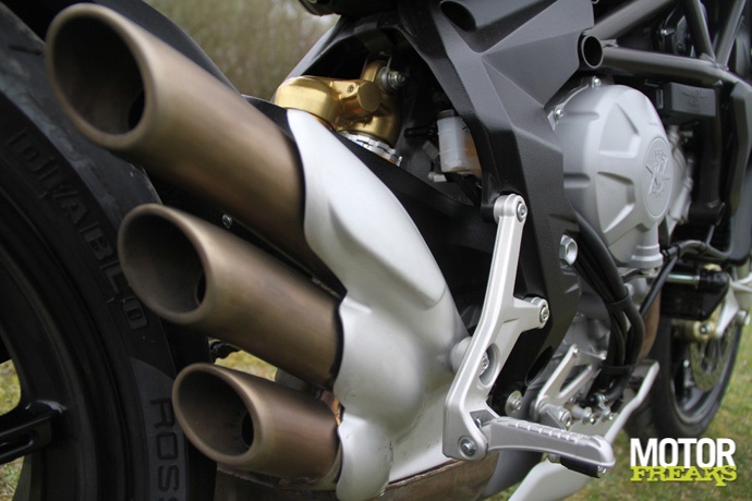 MV Agusta 2014 Brutale 800 Dragter