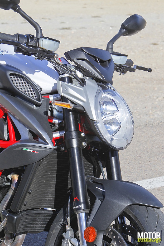 MV Agusta Brutale 800