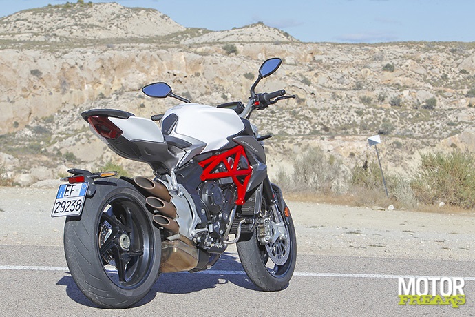 MV Agusta Brutale 800