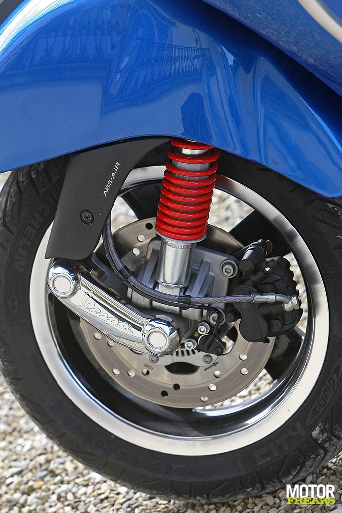 Vespa 2014 GTS300 Super