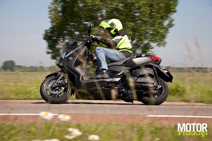 Yamaha X-Max 400