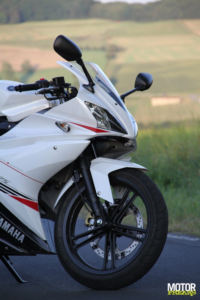 Yamaha YZF-R125_5563