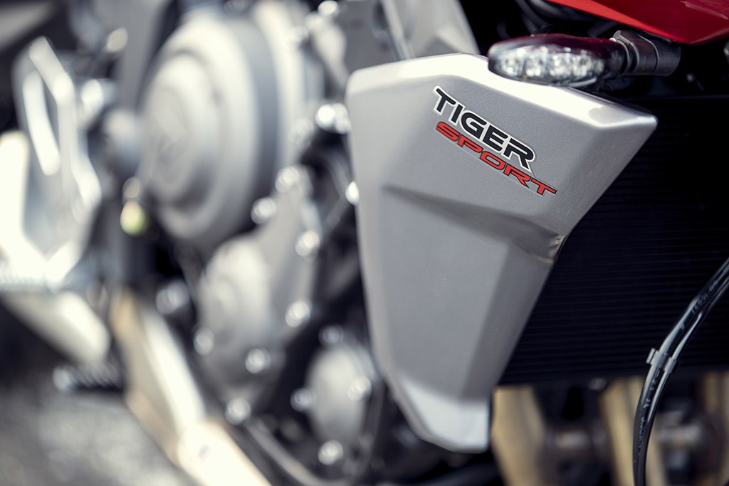 triumph_my22_tiger_sport_660_18