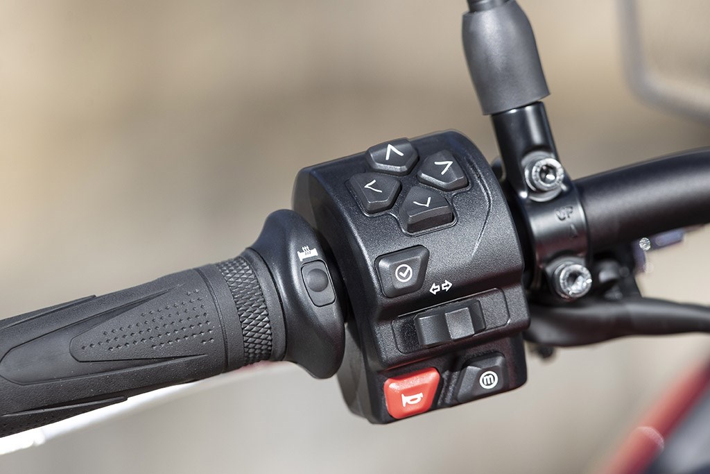 triumph_my22_tiger_sport_660_22