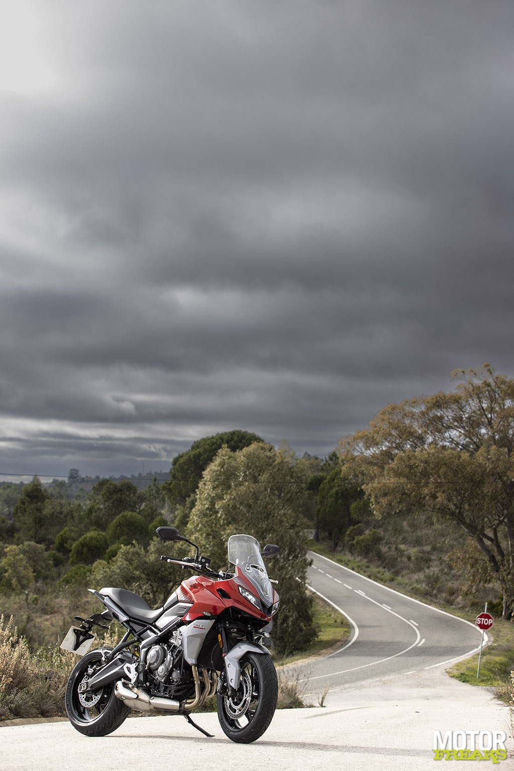 triumph_my22_tiger_sport_660_47