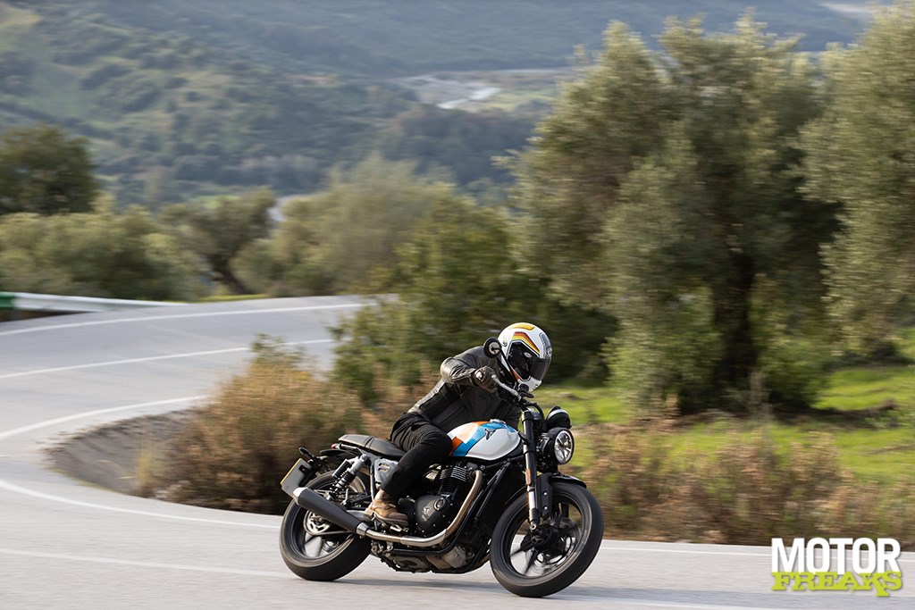 triumph_speed_twin_900_08