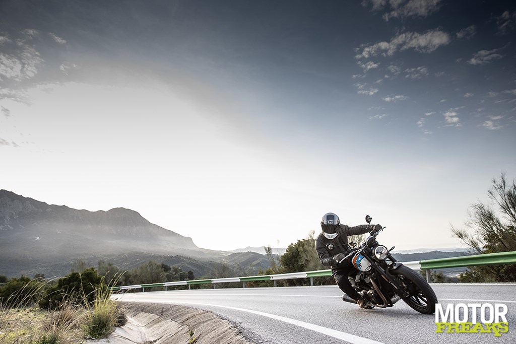 triumph_speed_twin_900_13