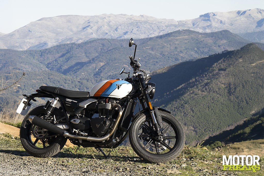 triumph_speed_twin_900_37