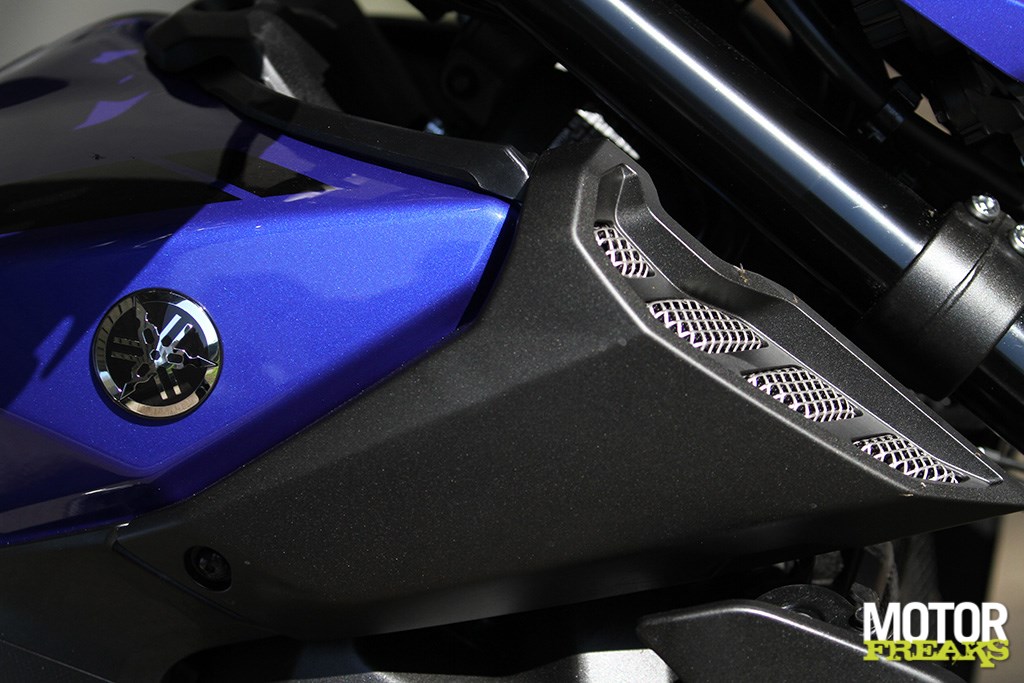 yamaha_my17_mt-09_10