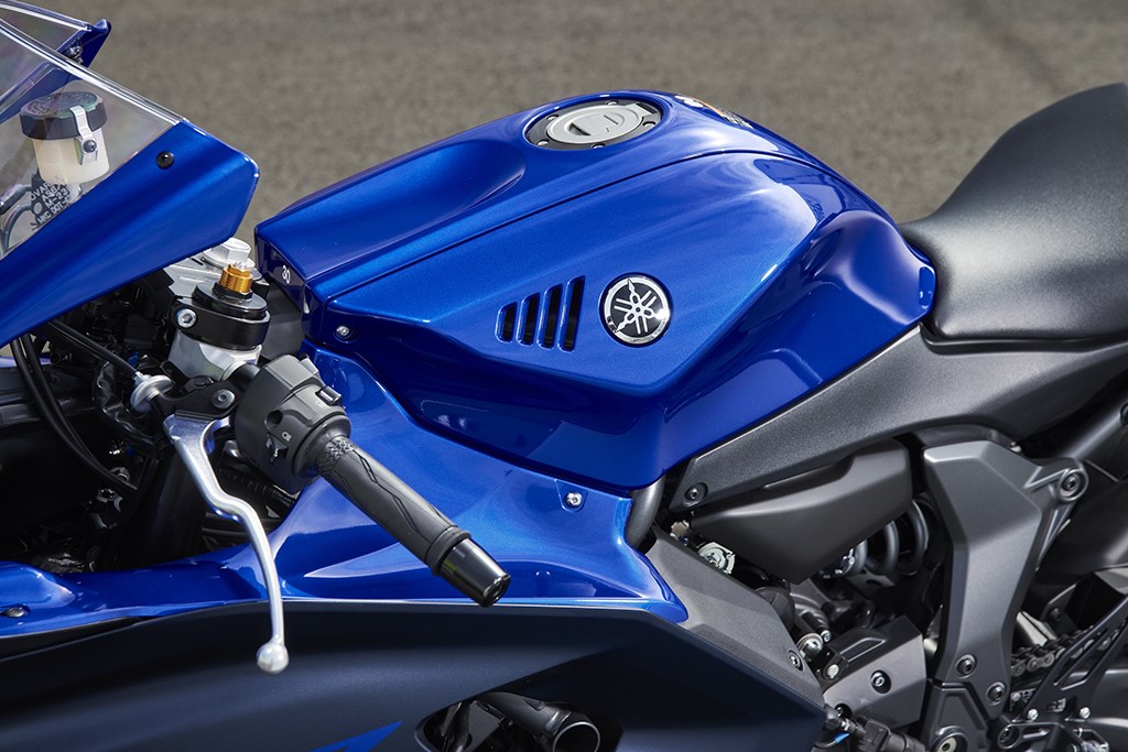 yamaha_my21_yzf-r7_24