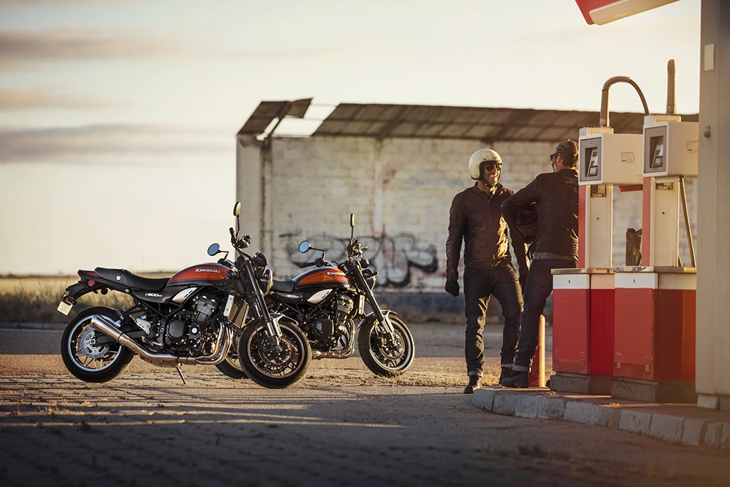 18my_z900rs_angle_19