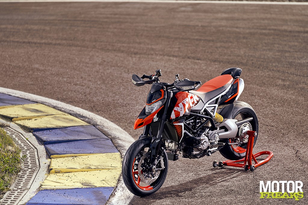ducati_my21_hypermotard_rve