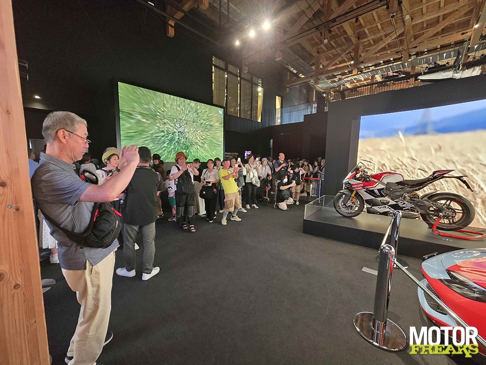 ducati_pani_v4_tricolore_emilia_romagna_week_1