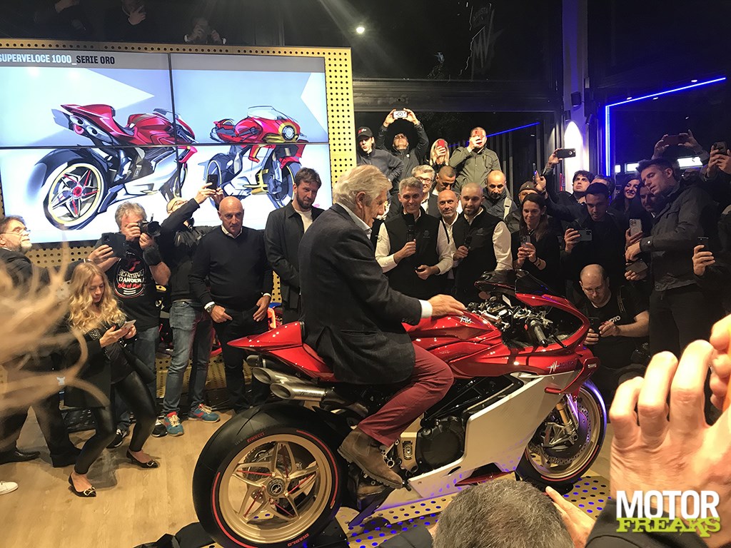 mv_agusta_superveloce_1000_series_oro_unveiling_3