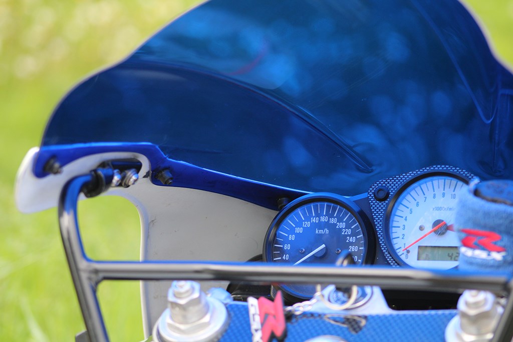 suzuki_my98_gsx-r750_srad_10