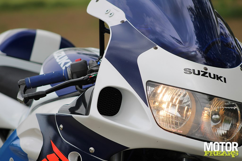 suzuki_my98_gsx-r750_srad_23