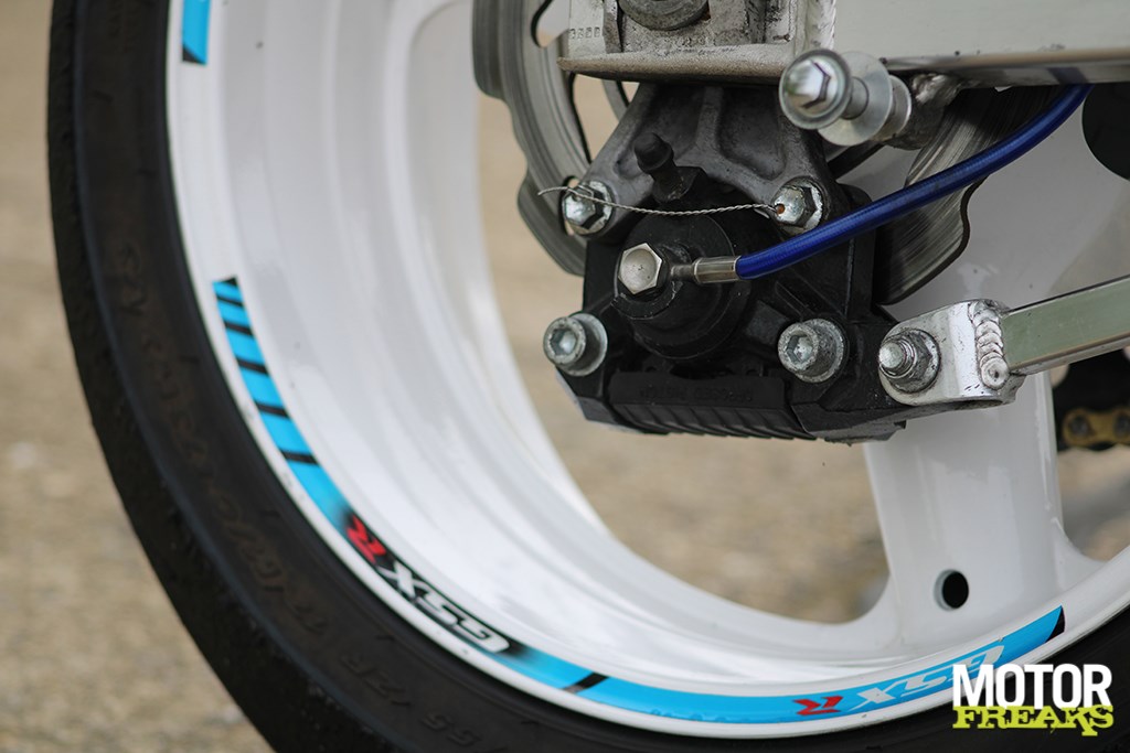 suzuki_my98_gsx-r750_srad_6