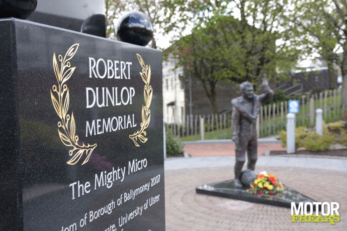 Dunlop Memorial