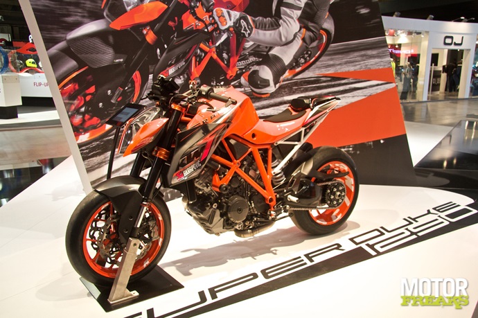 KTM 1290_Super_Duke