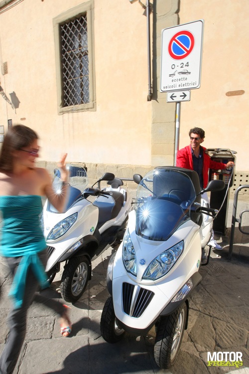 Piaggio_MP3_Hybrid_10.jpg