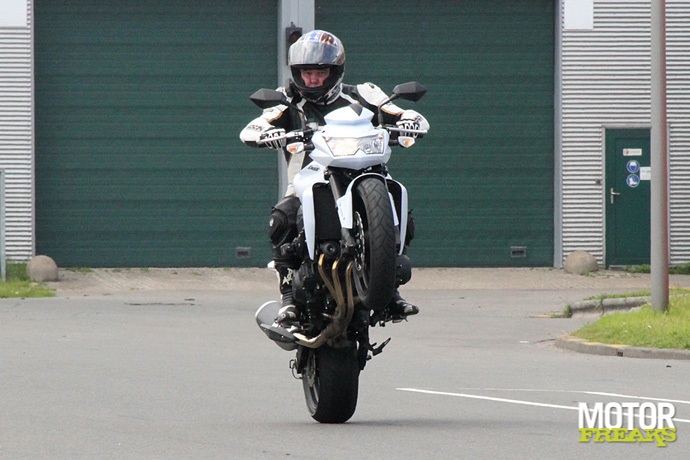 Wheelie_0963