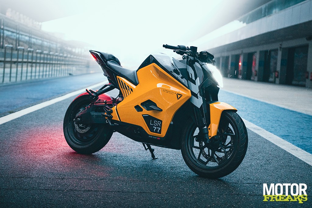 ultraviolette_f77_mach2_4