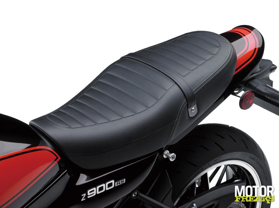 z900rs_seat