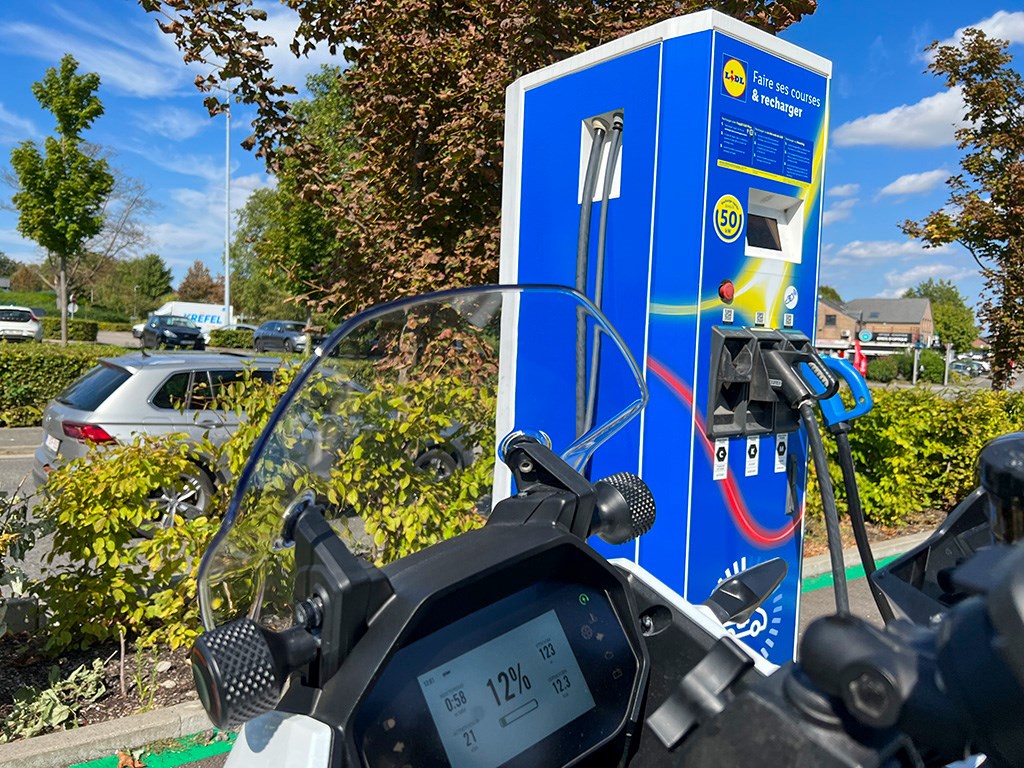 zero_my23_dsrx_saint_tropez_04-1