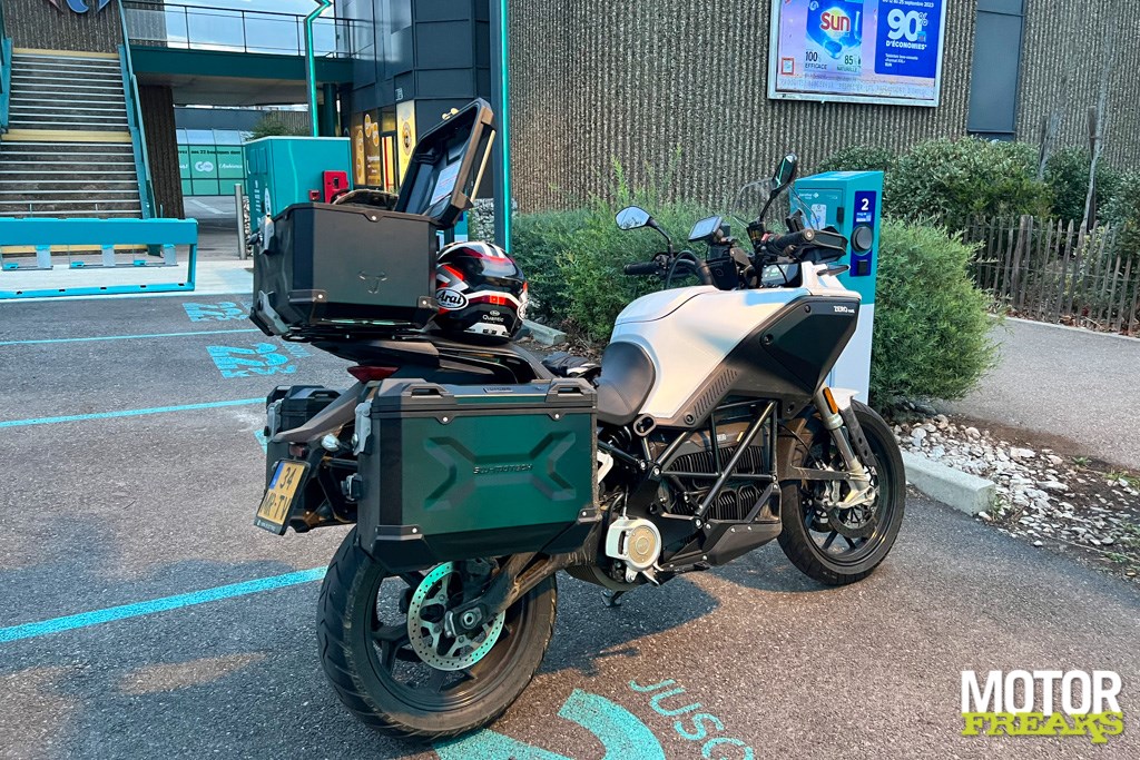 zero_my23_dsrx_saint_tropez_21-1