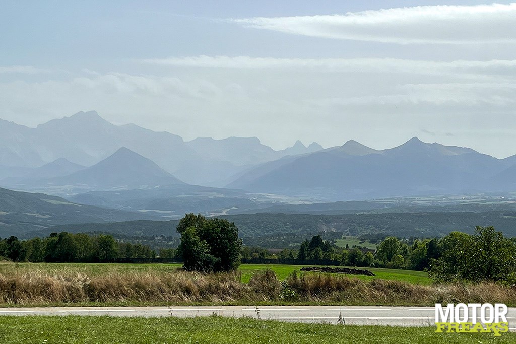 zero_my23_dsrx_saint_tropez_26-1