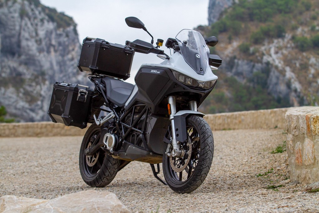 zero_my23_dsrx_saint_tropez_50-1