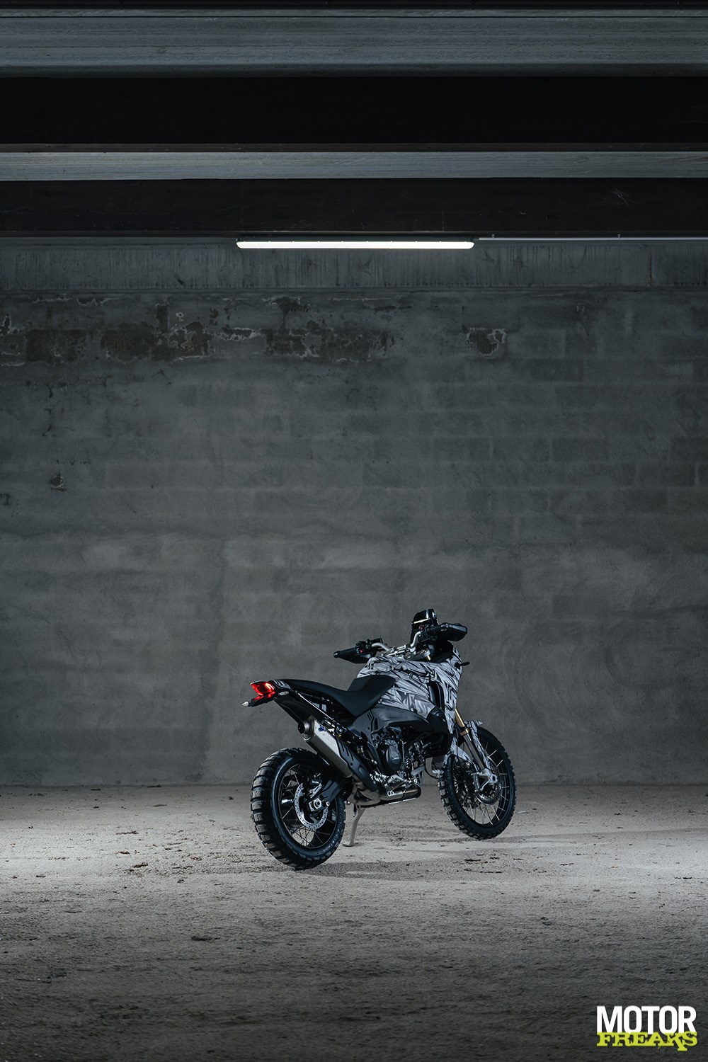 ducati_my26_desertx_16-1