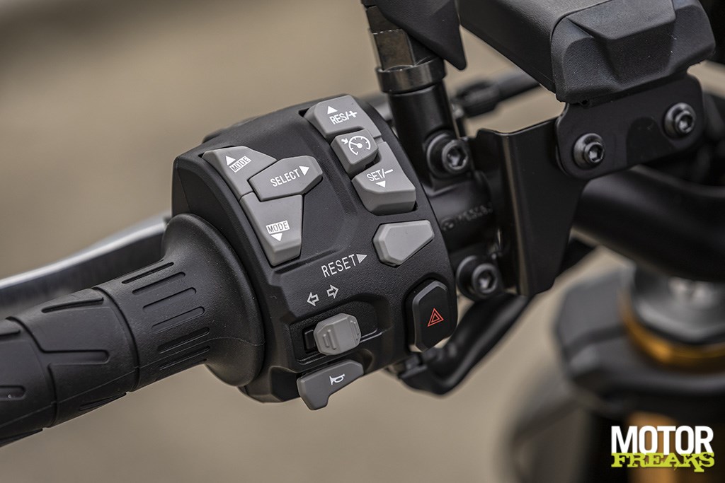 kawasaki_my26_z1100se_39