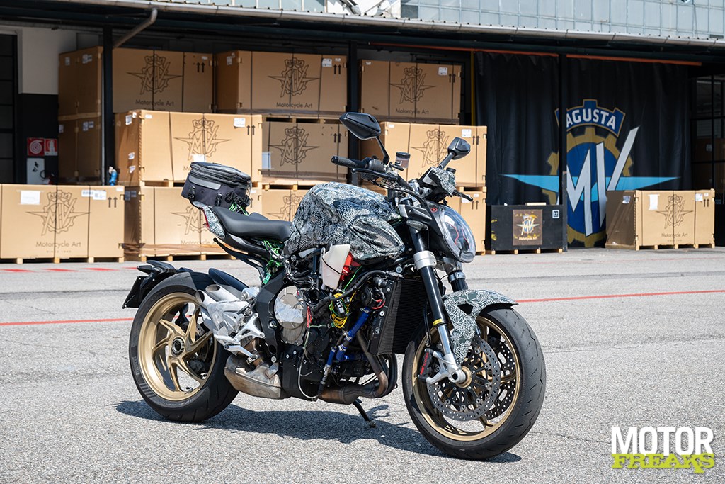 mv_agusta_brutale_p2_15