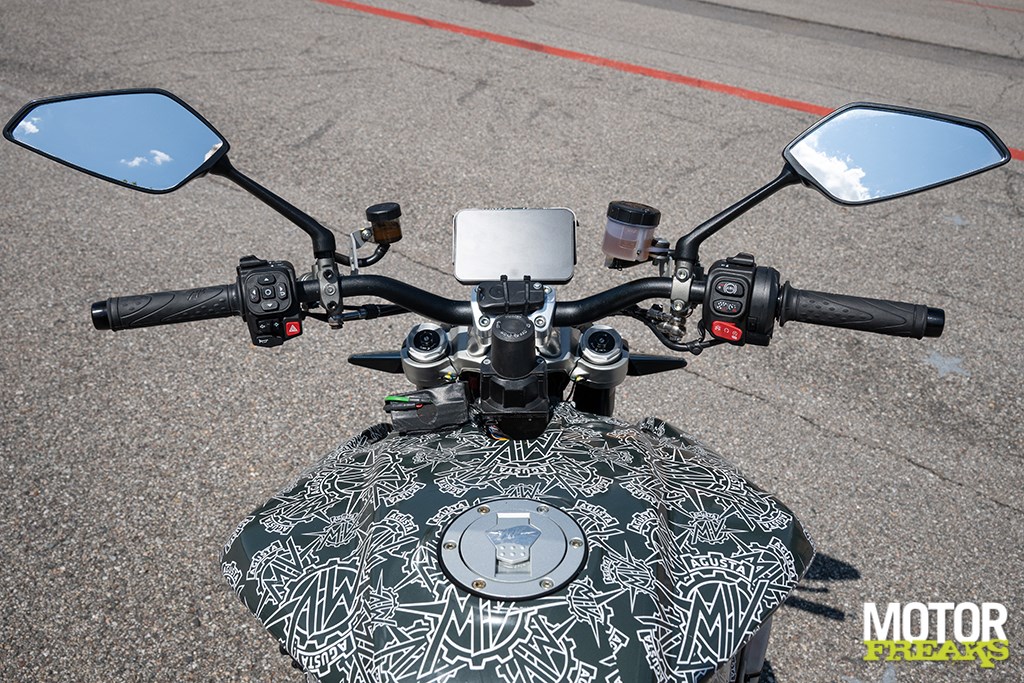 mv_agusta_brutale_p2_25