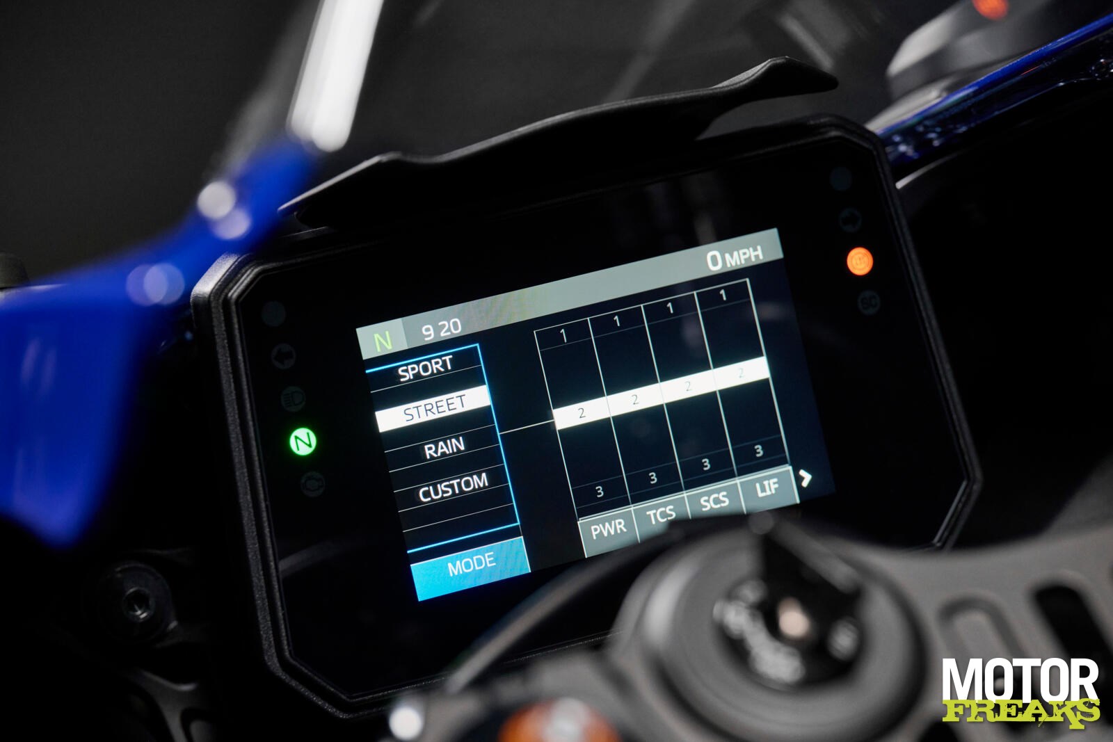 yamaha_my26_yzf-r7_18-3