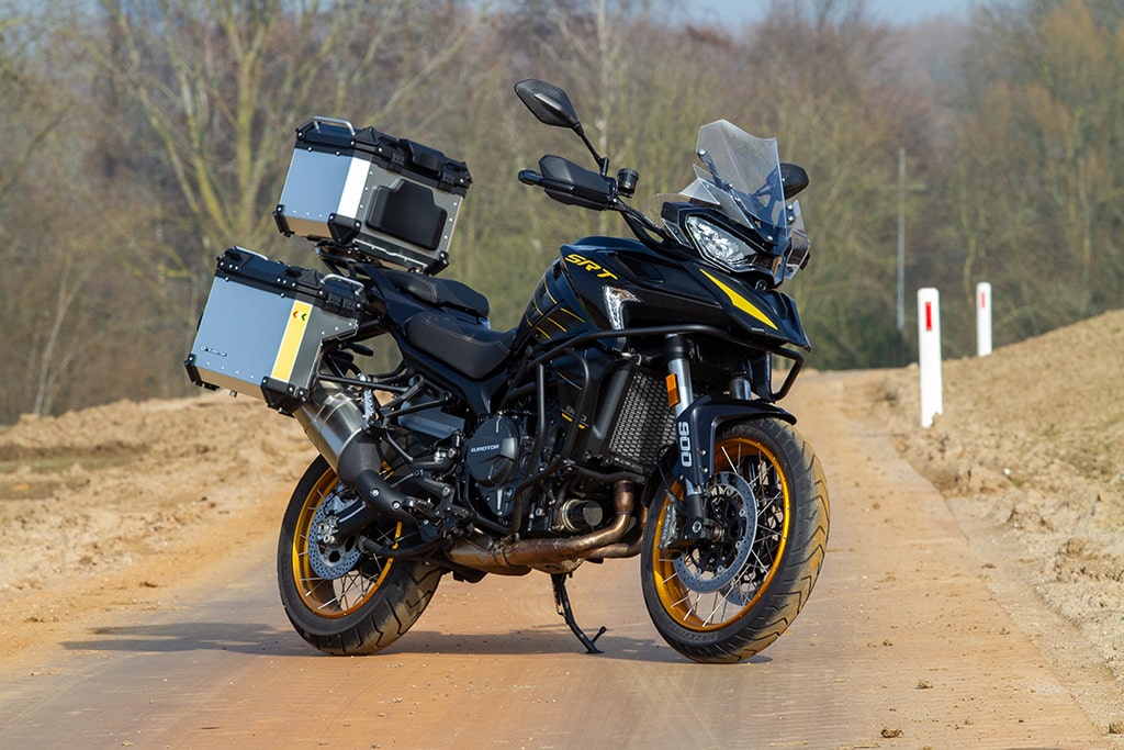 QJMotor SRT 900 SX Touring