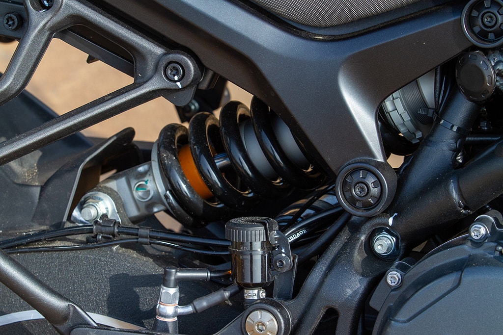 QJMotor SRT 900 SX Touring