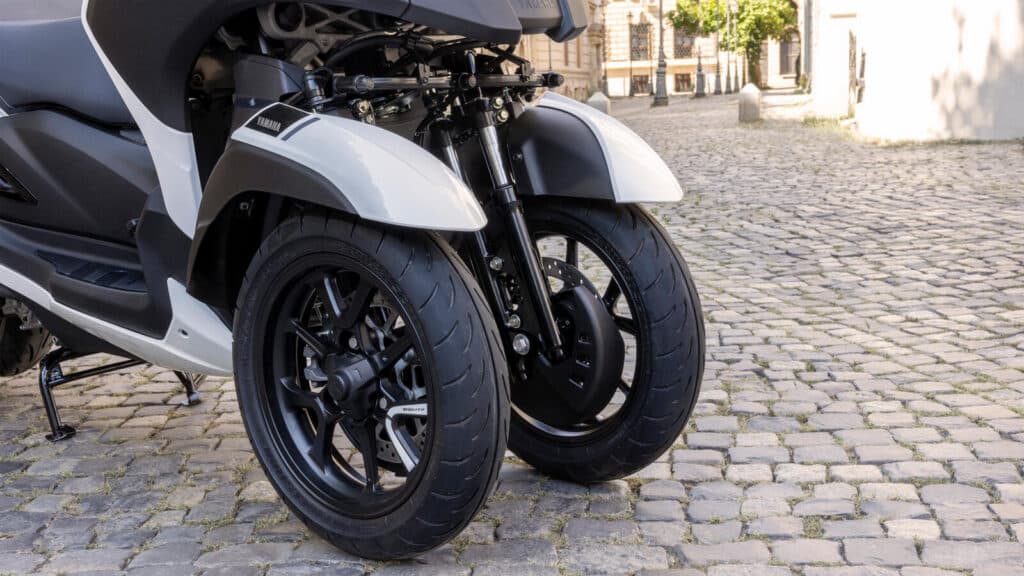 Yamaha 2026 Tricity 300 Airbag