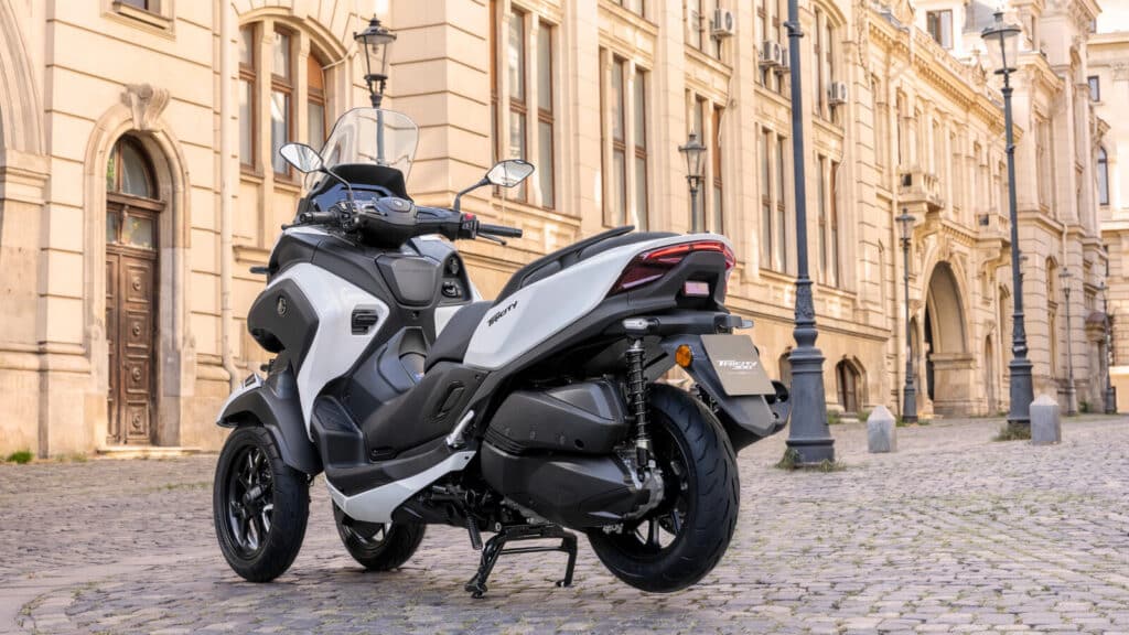 Yamaha 2026 Tricity 300 Airbag