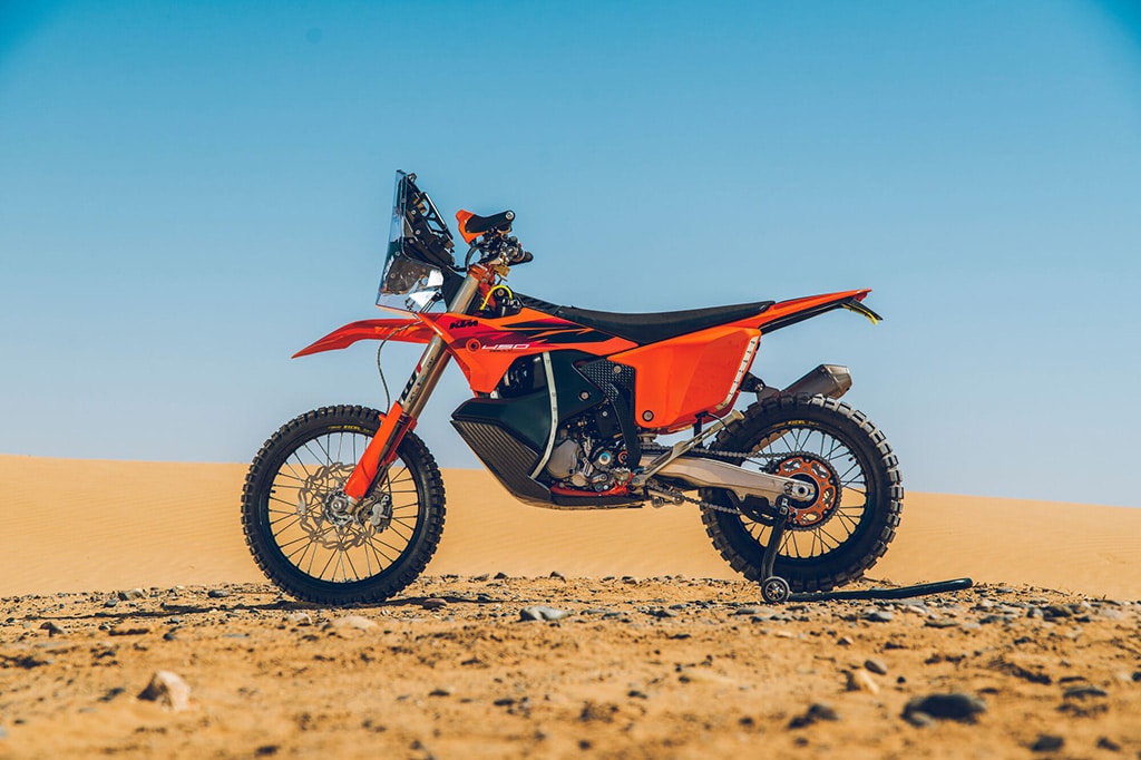 KTM 2027 450 RALLY REPLICA