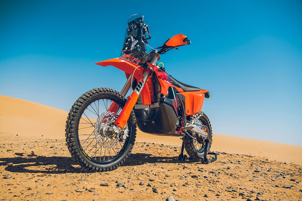 KTM 2027 450 RALLY REPLICA